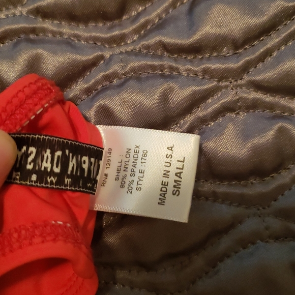 Deep V Red One-piece Swimsuit - Picture 4 of 4